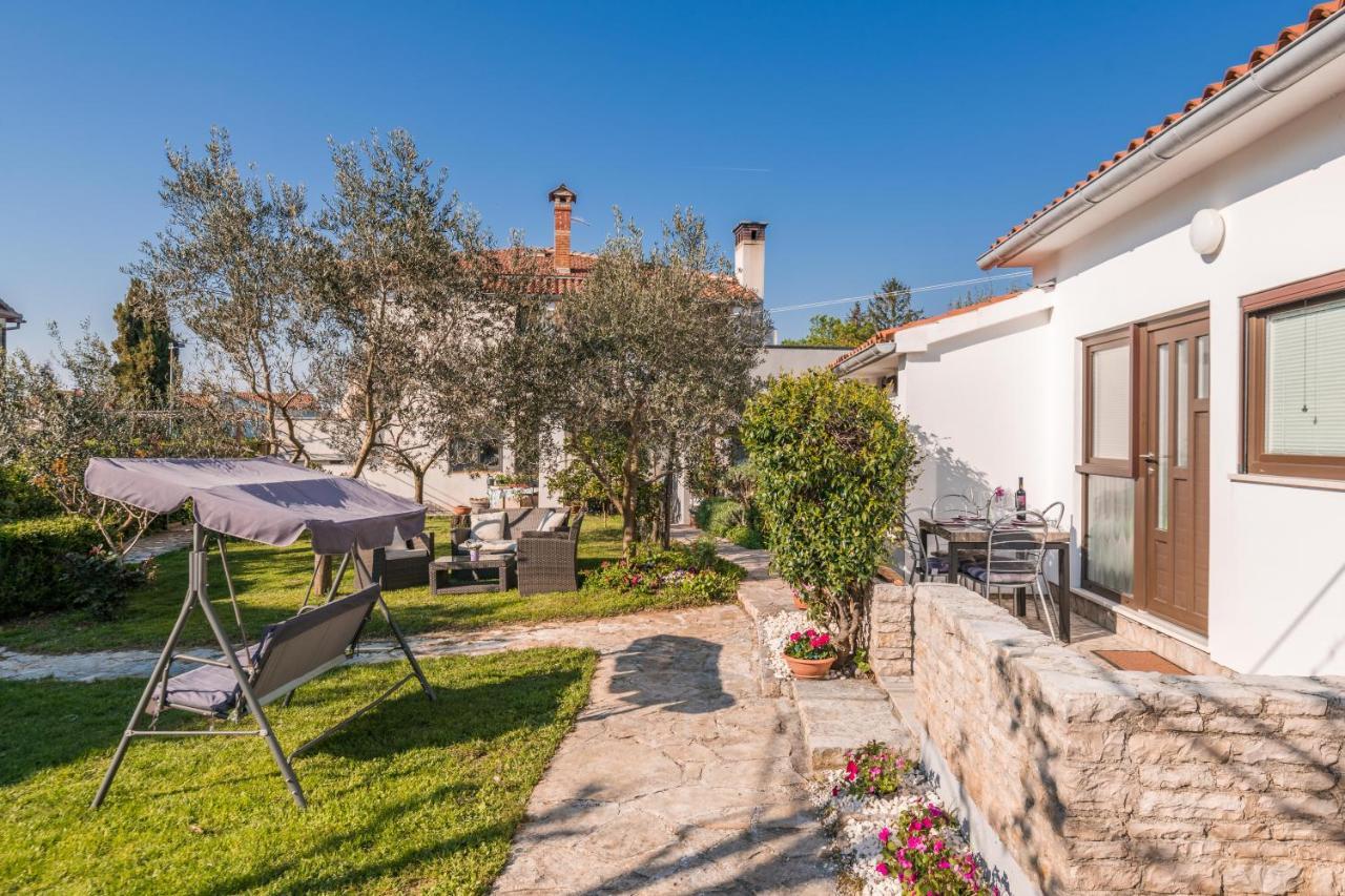 Wine Garden Holiday Home Pula Exterior photo